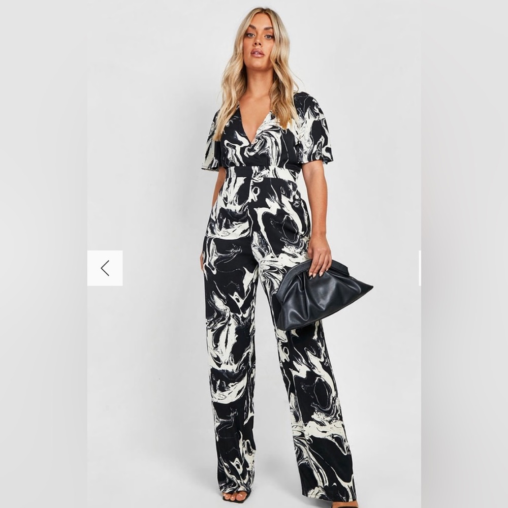Boohoo Marvel print woven jumpsuit new US14
